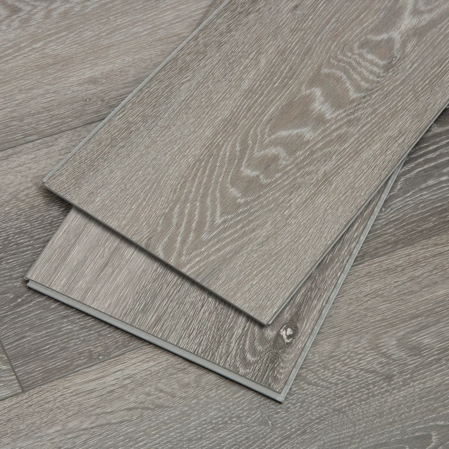 Oceanic Oak installed room view